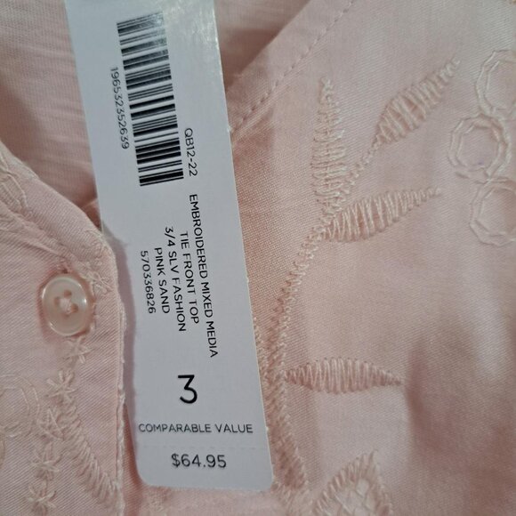 NWT Chico's Embroidered Top Sz 3 - Picture 2 of 3